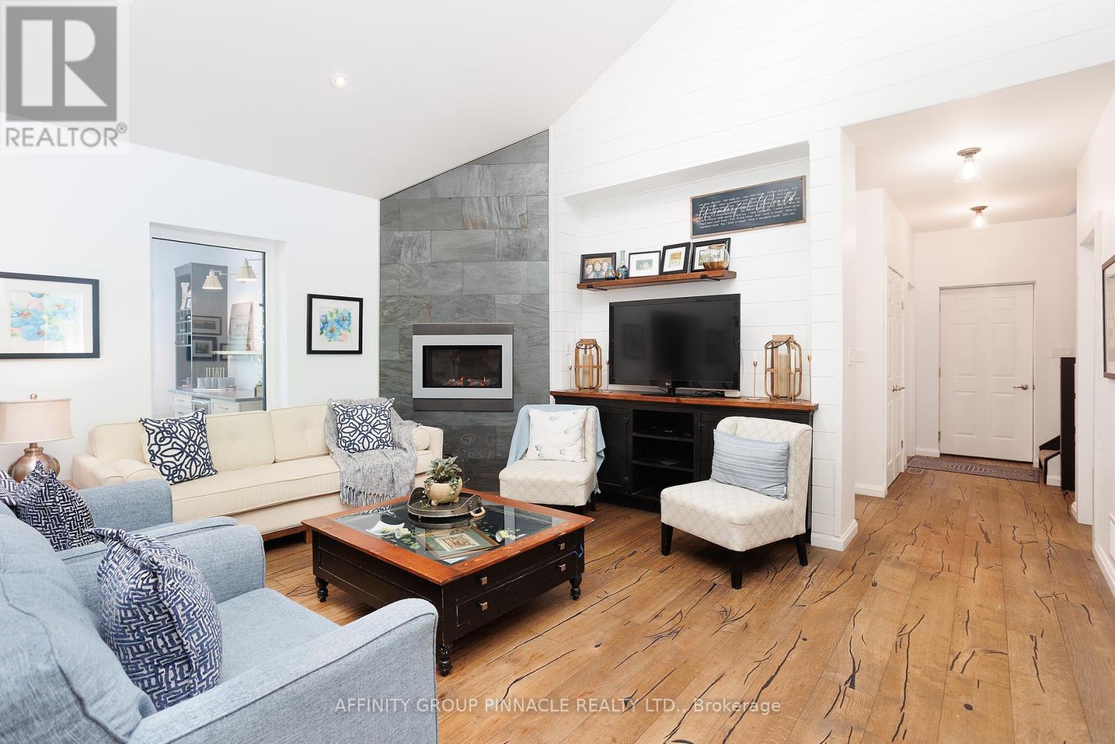Photo 16 of 32 Irene Avenue, Kawartha Lakes ON