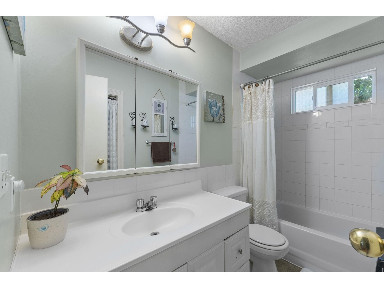 Photo 24 of 14171 74 A Avenue, Surrey BC