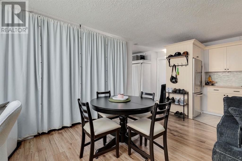 Single Family House for Sale in    Street NW Hillhurst Calgary 