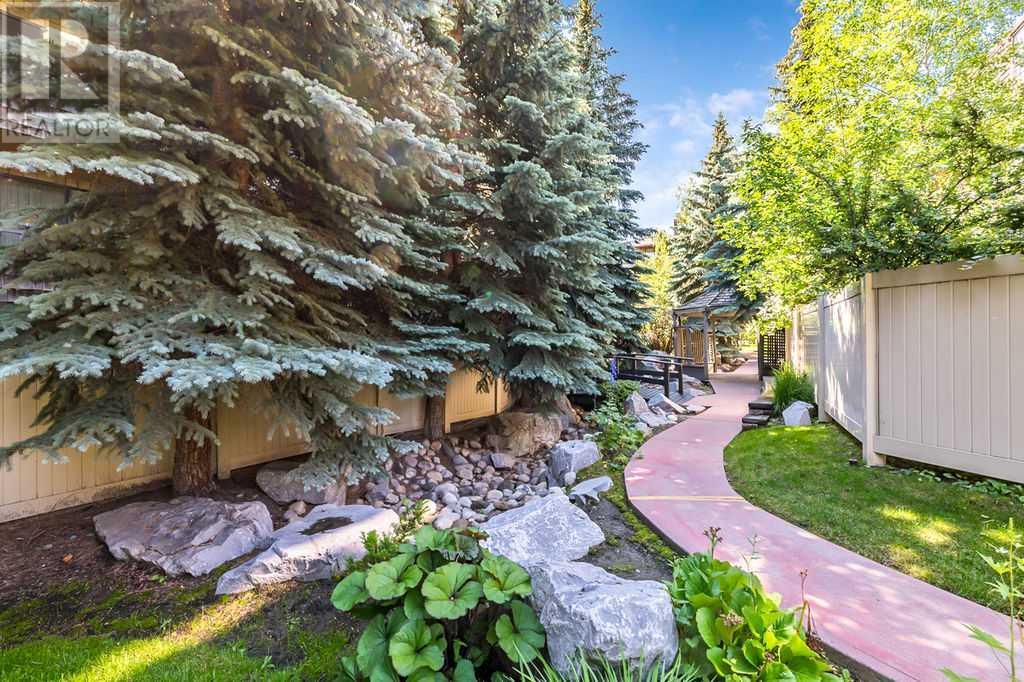 Single Family House for Sale in    Street NW Varsity Calgary 
