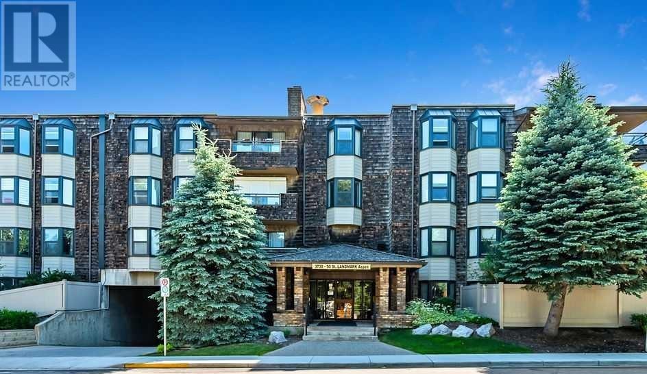Single Family House for Sale in    Street NW Varsity Calgary 