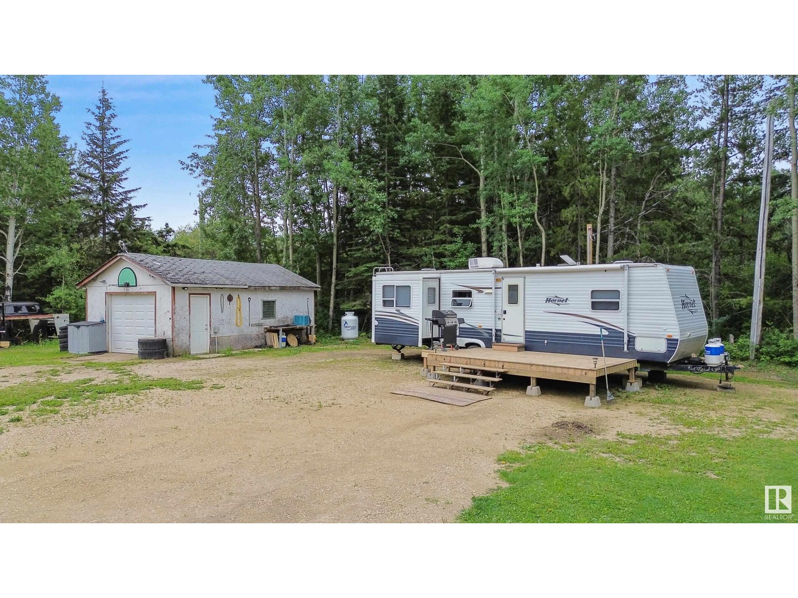 Photo 13 of 41 4219 Twp 545, Rural Lac Ste Anne County AB