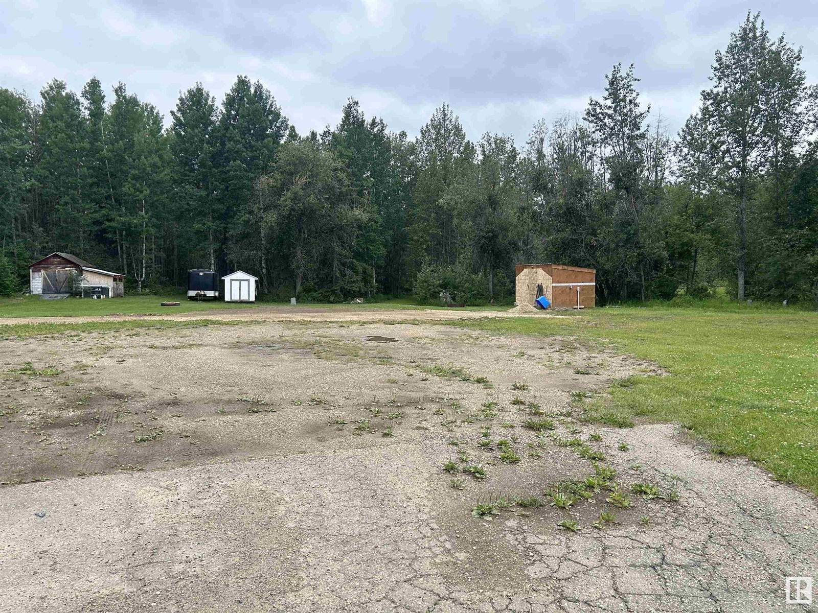 Photo 10 of 41 4219 Twp 545, Rural Lac Ste Anne County AB