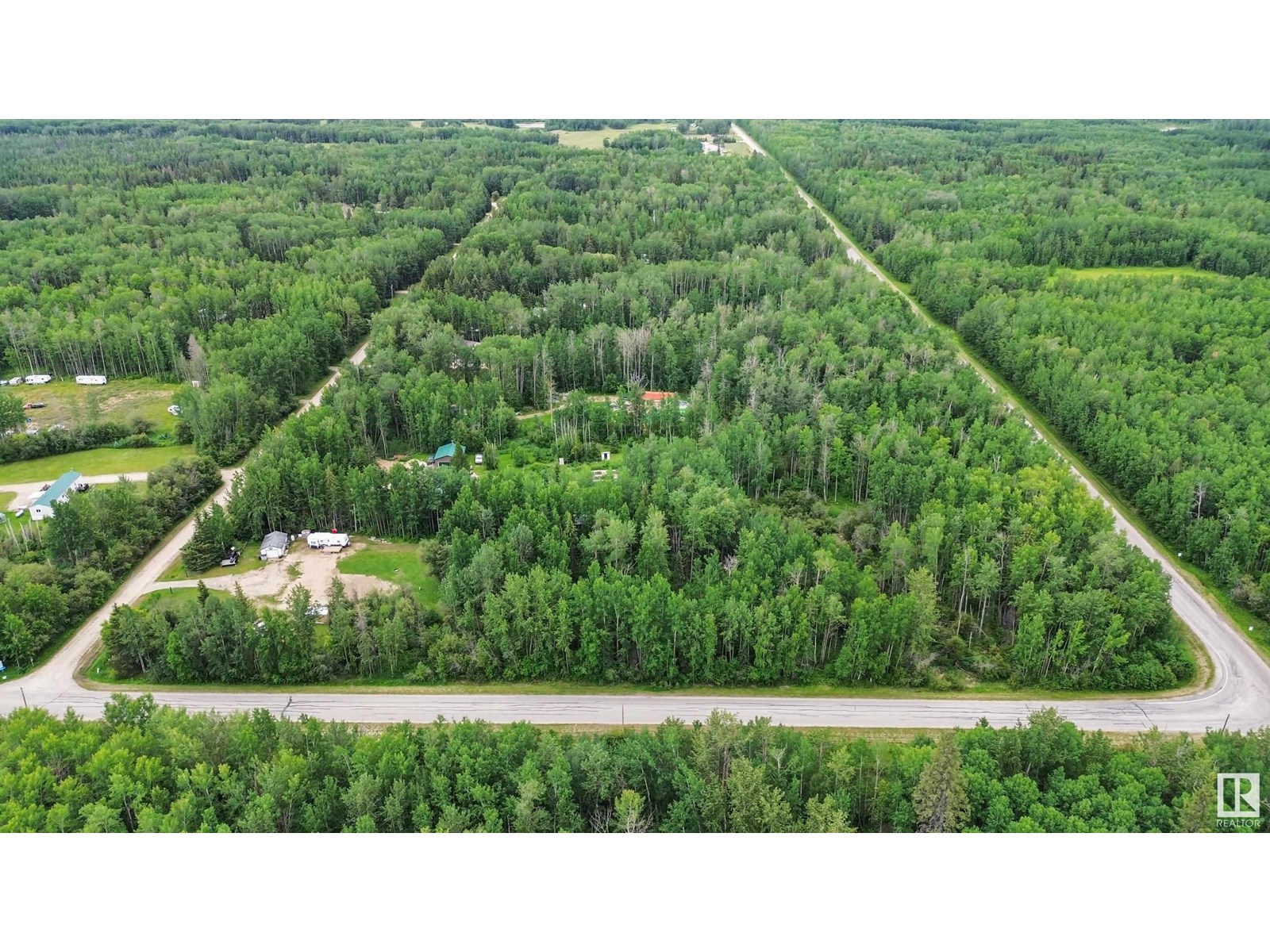 Photo 33 of 41 4219 Twp 545, Rural Lac Ste Anne County AB