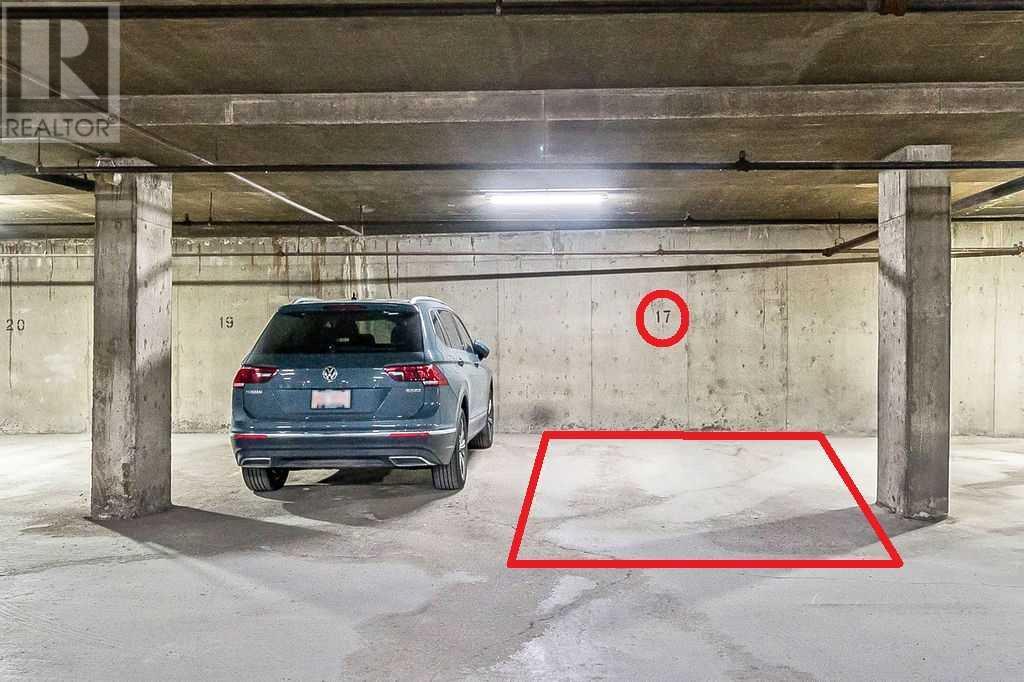 Single Family House for Sale in    Street NW Varsity Calgary 