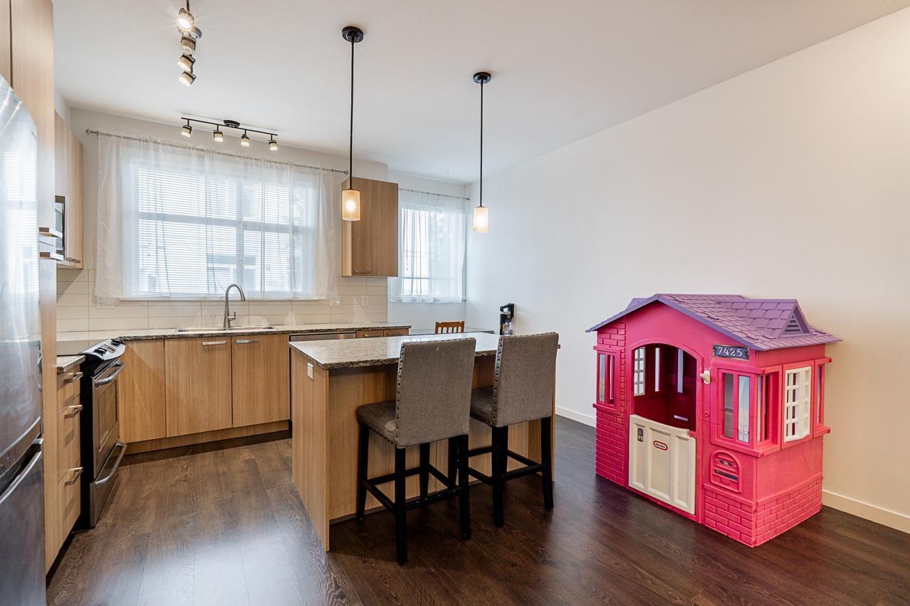 Photo 33 of 9 8355 164 Street, Surrey BC