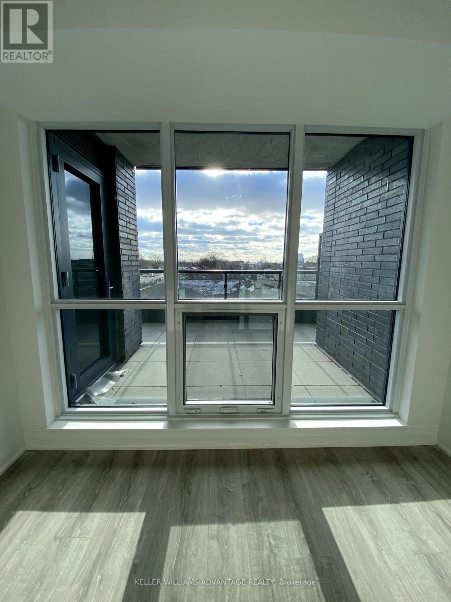 Photo 26 of 422 10 Gibbs Road, Toronto ON