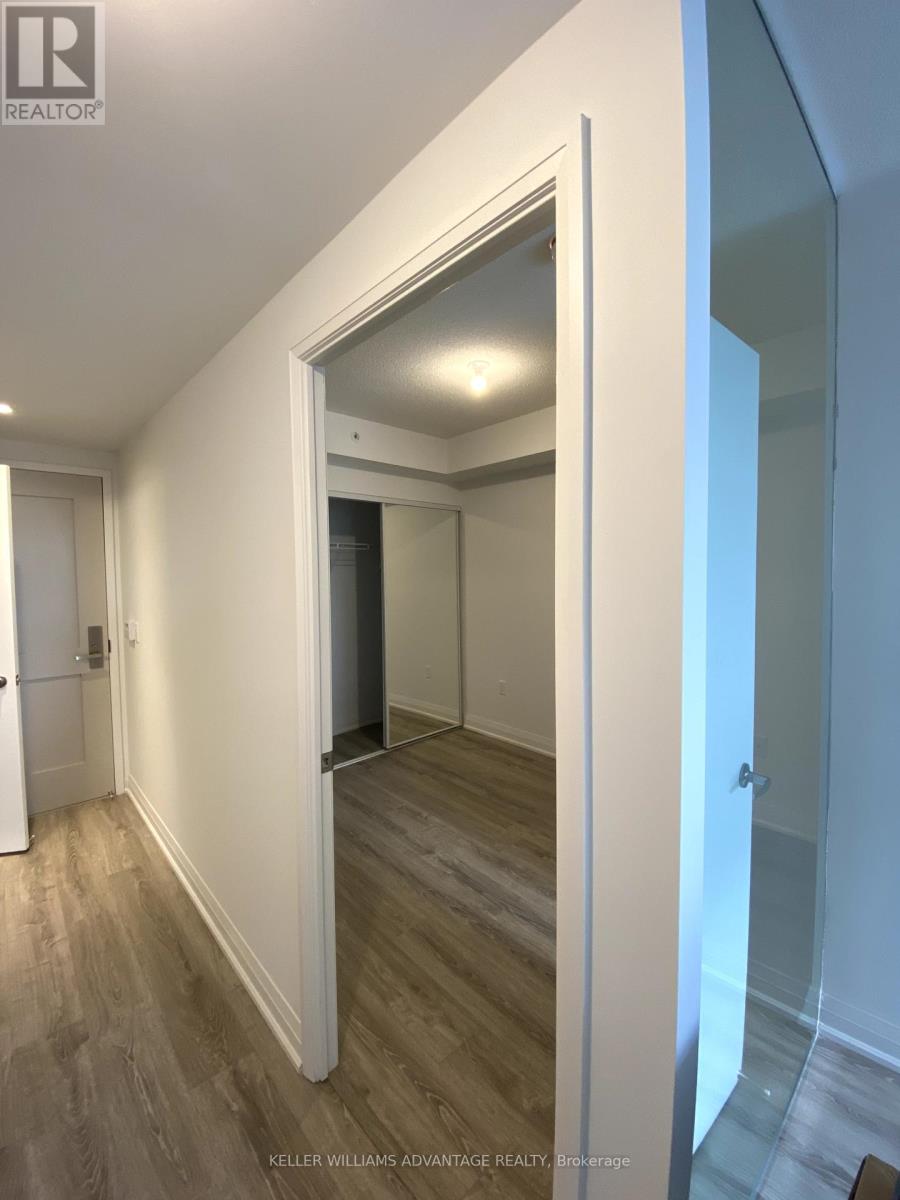 Photo 2 of 422 10 Gibbs Road, Toronto ON