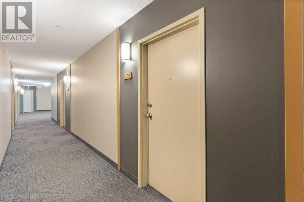 Single Family House for Sale in   Erin Woods Court SE Erin Woods Calgary 