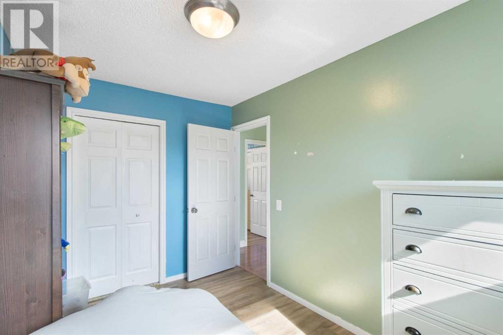 Single Family House Bungalow for Sale in  Penrith Crescent SE Penbrooke Meadows Calgary 