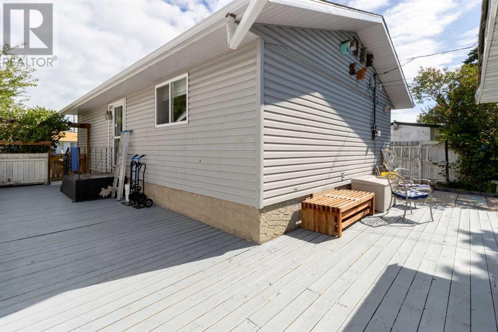 Single Family House Bungalow for Sale in  Penrith Crescent SE Penbrooke Meadows Calgary 