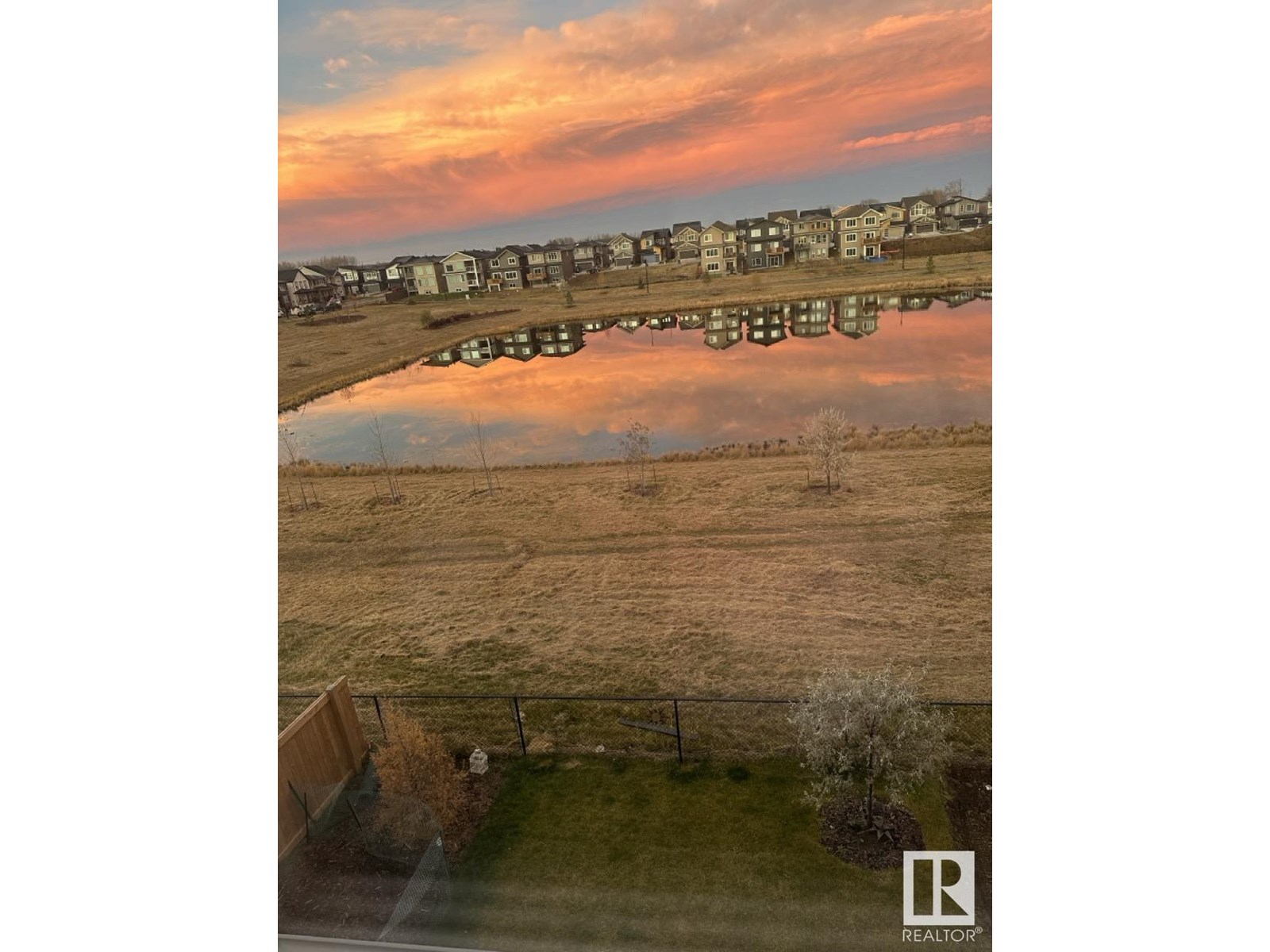 Photo 18 of 2532 206 St Nw, Edmonton AB