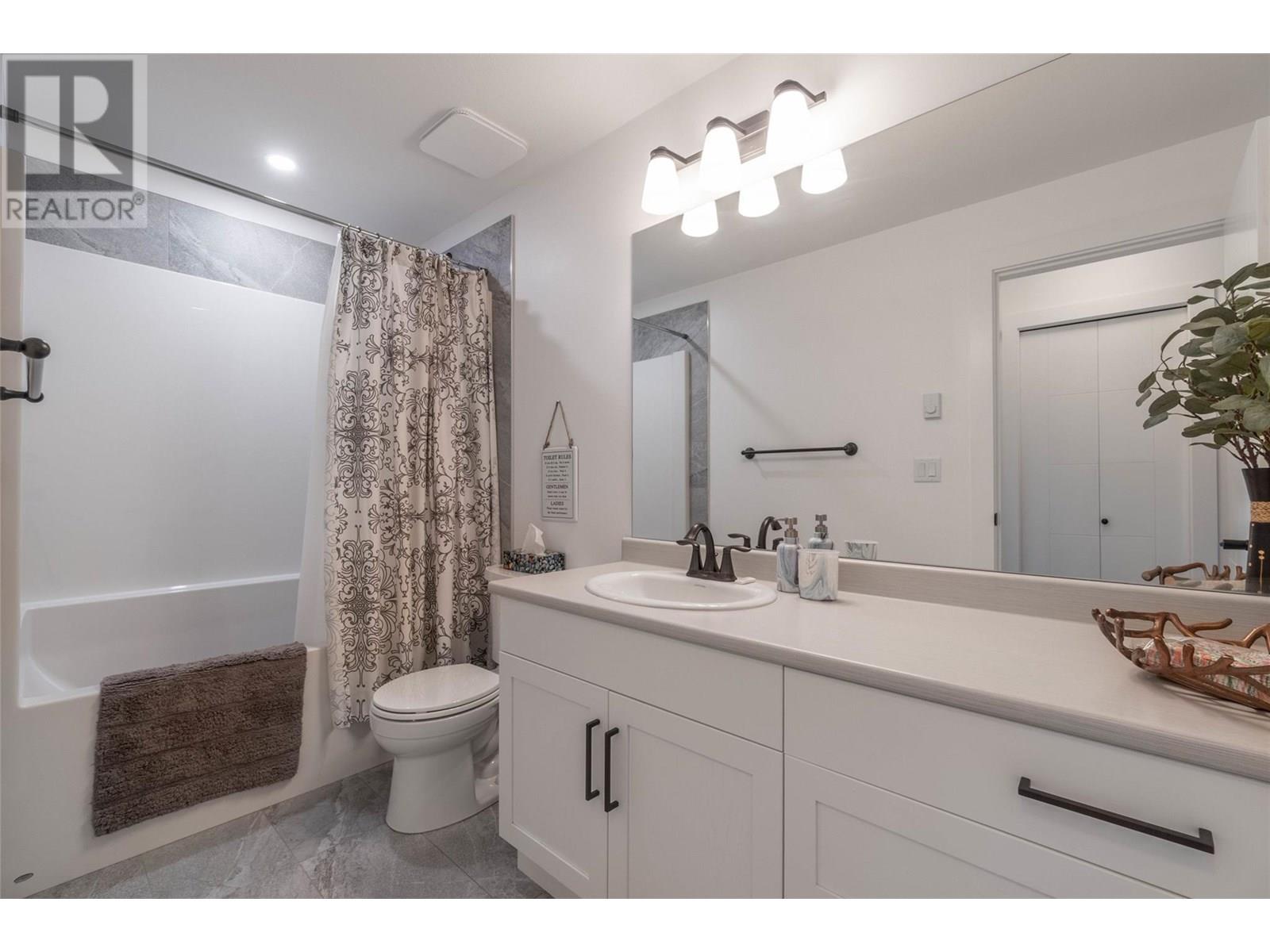 2450 Radio Tower Road Unit# 252, Oliver