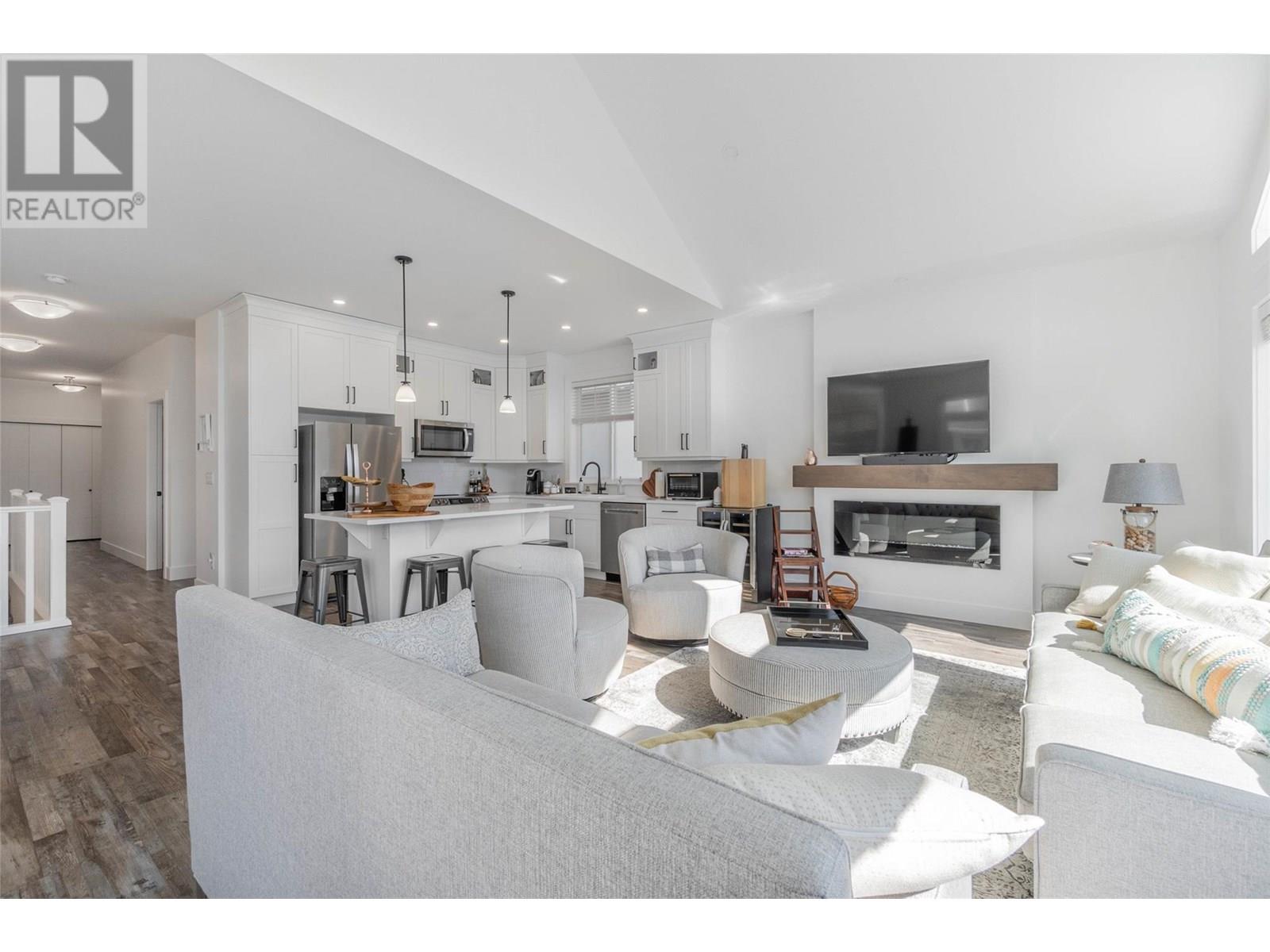 2450 Radio Tower Road Unit# 252, Oliver
