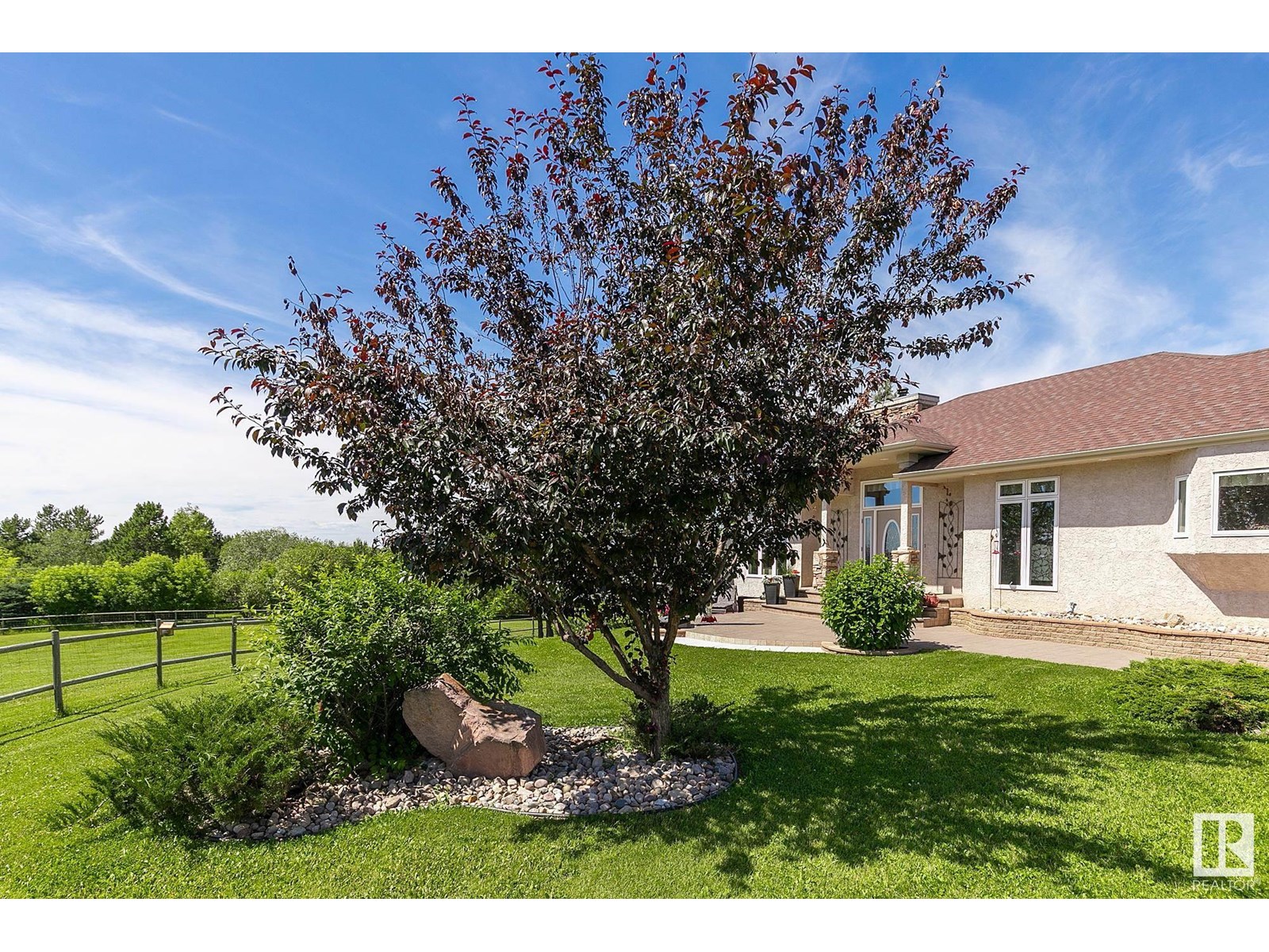 Photo 2 of 18 53227 Rge Road 14, Rural Parkland County AB