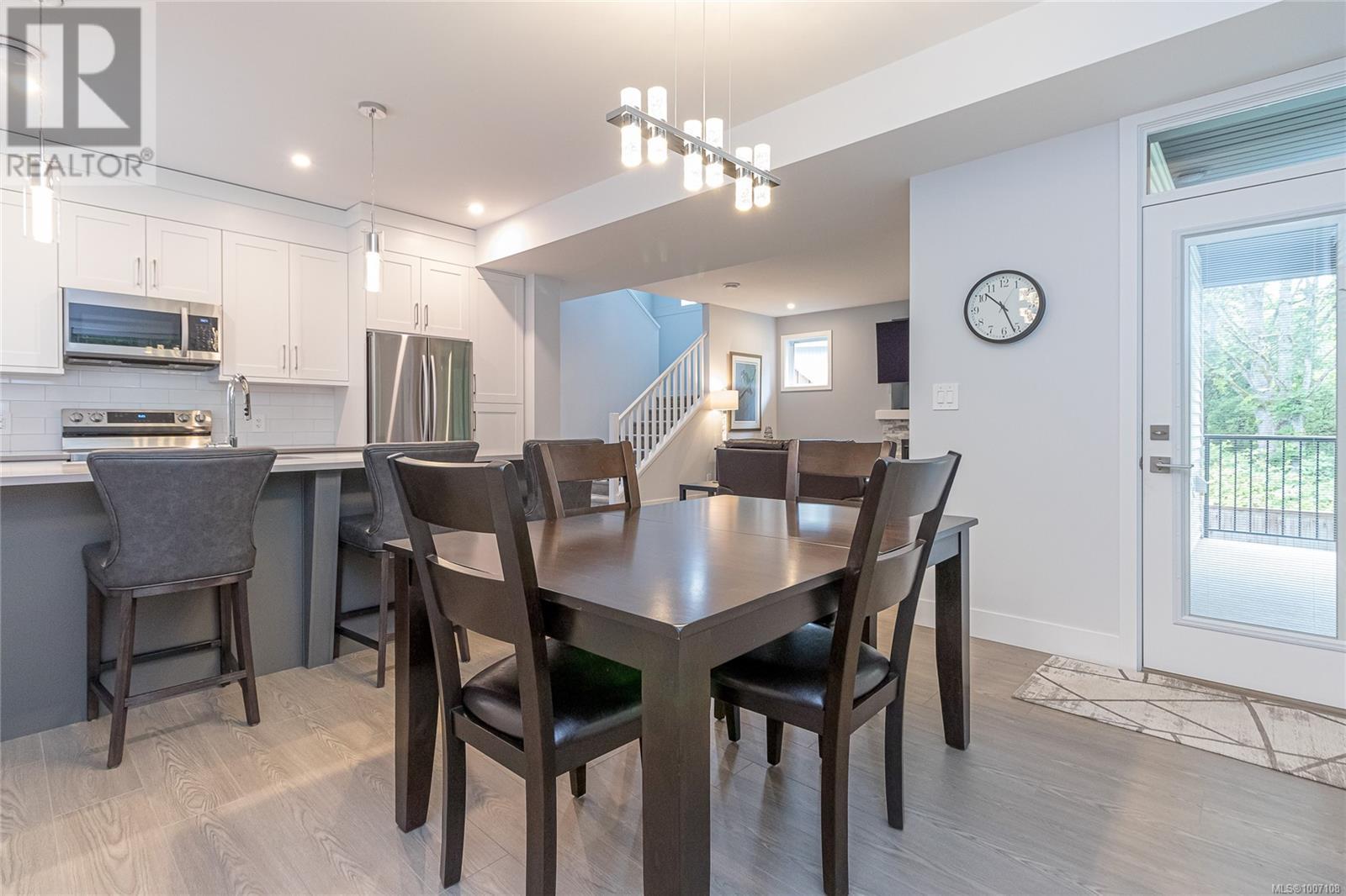 Photo 9 of 370 Vienna Pl, Nanaimo BC