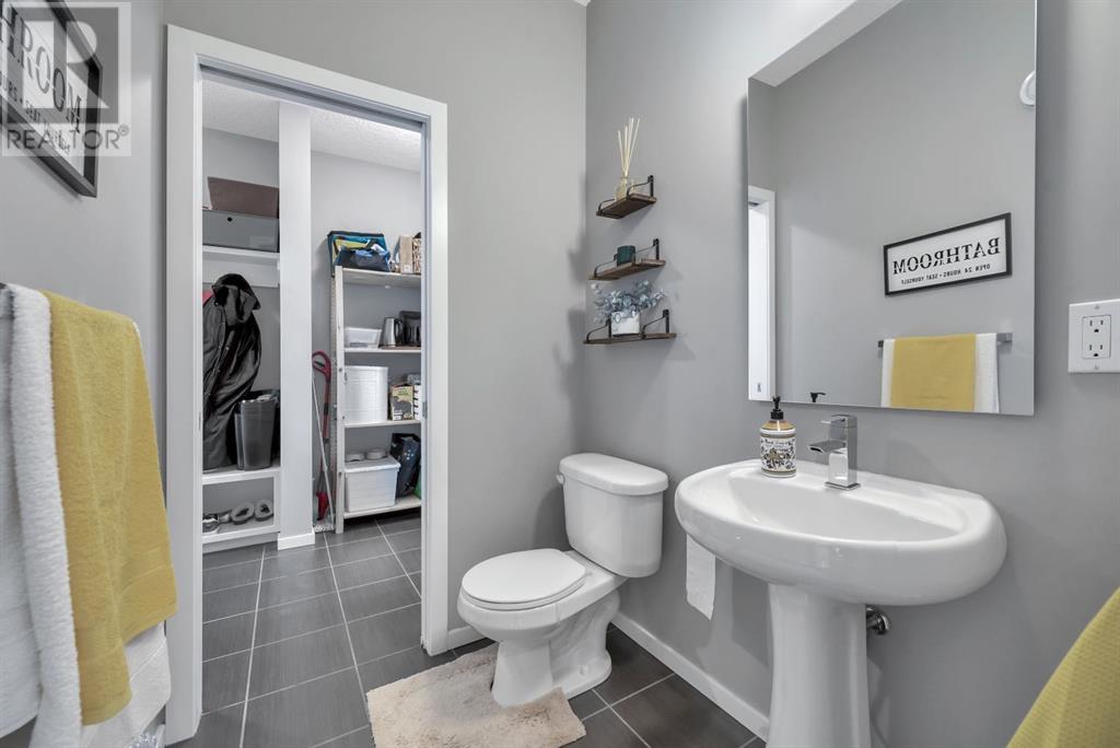 Single Family House for Sale in  Chaparral Valley Square SE Chaparral Calgary 