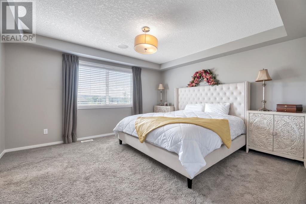 Single Family House for Sale in  Chaparral Valley Square SE Chaparral Calgary 