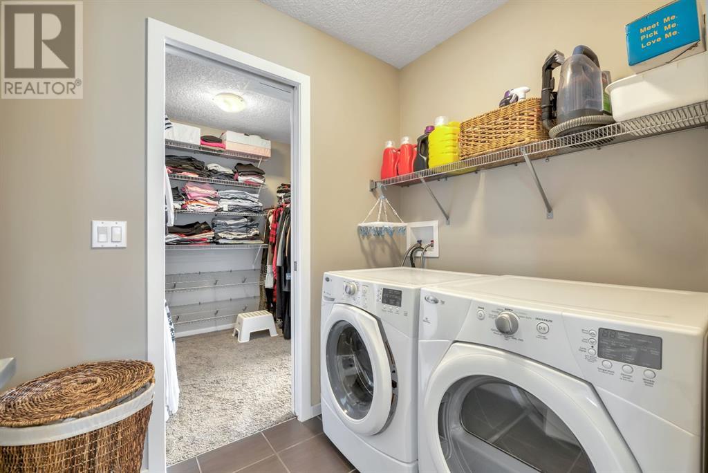 Single Family House for Sale in  Chaparral Valley Square SE Chaparral Calgary 