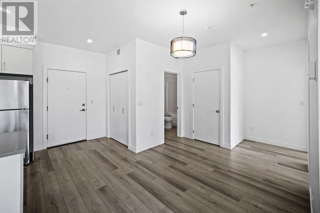 Single Family House for Sale in   Spring Creek Common SW Springbank Hill Calgary 