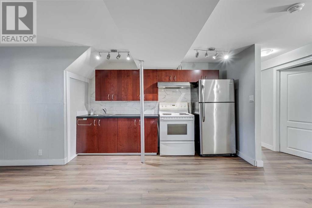 Single Family House Bi-level for Sale in  Castlebrook Rise NE Castleridge Calgary 
