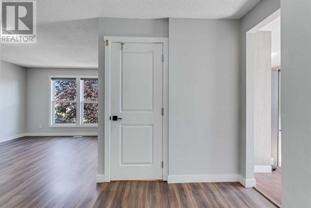 Single Family House Bi-level for Sale in  Castlebrook Rise NE Castleridge Calgary 