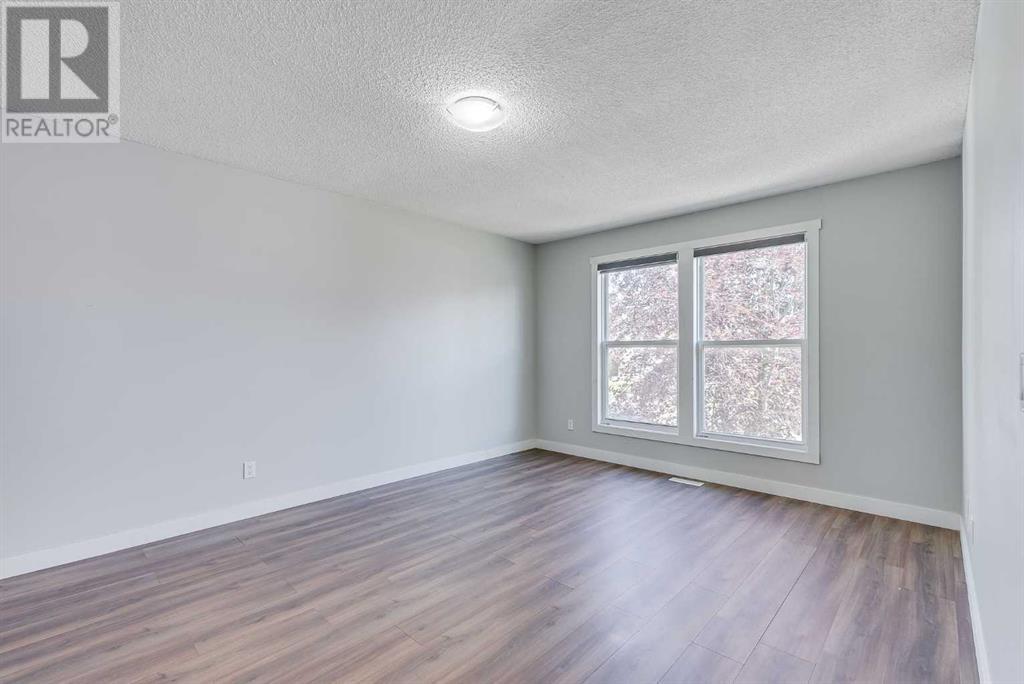 Single Family House Bi-level for Sale in  Castlebrook Rise NE Castleridge Calgary 
