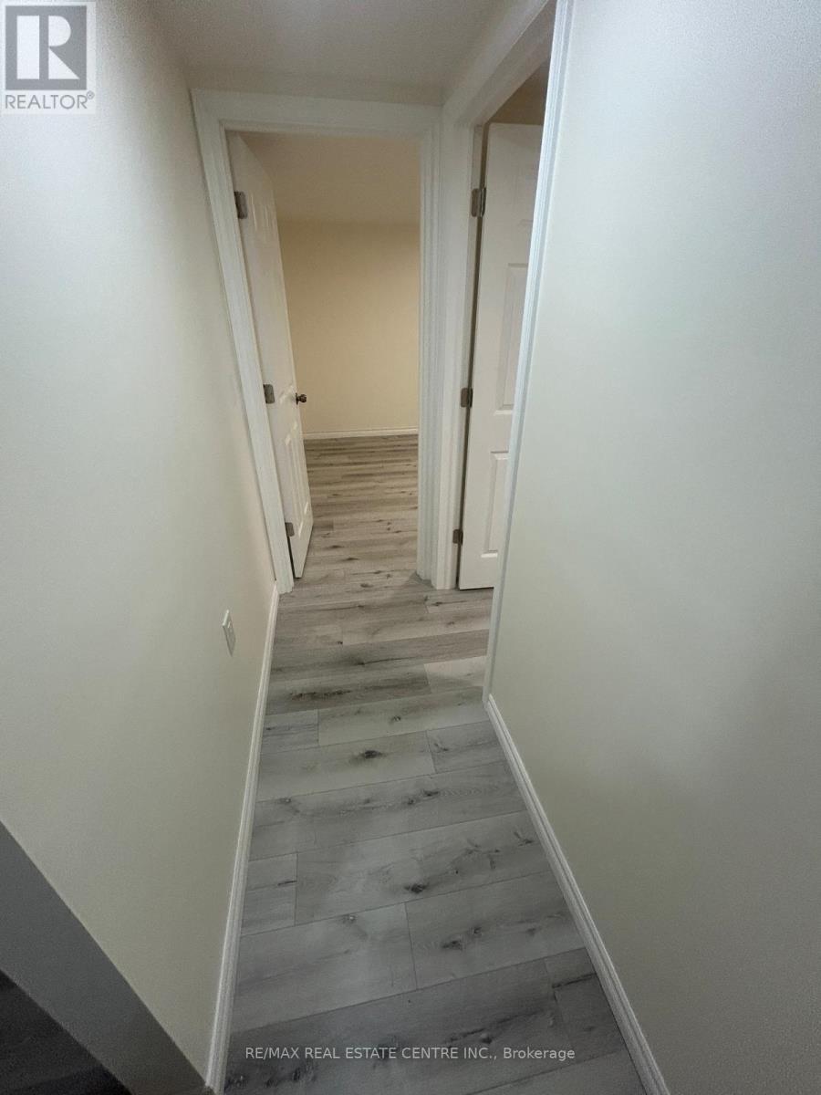 Single Family House for Sale in LOWER   SAN REMO DRIVE Hamilton (Mountview) 