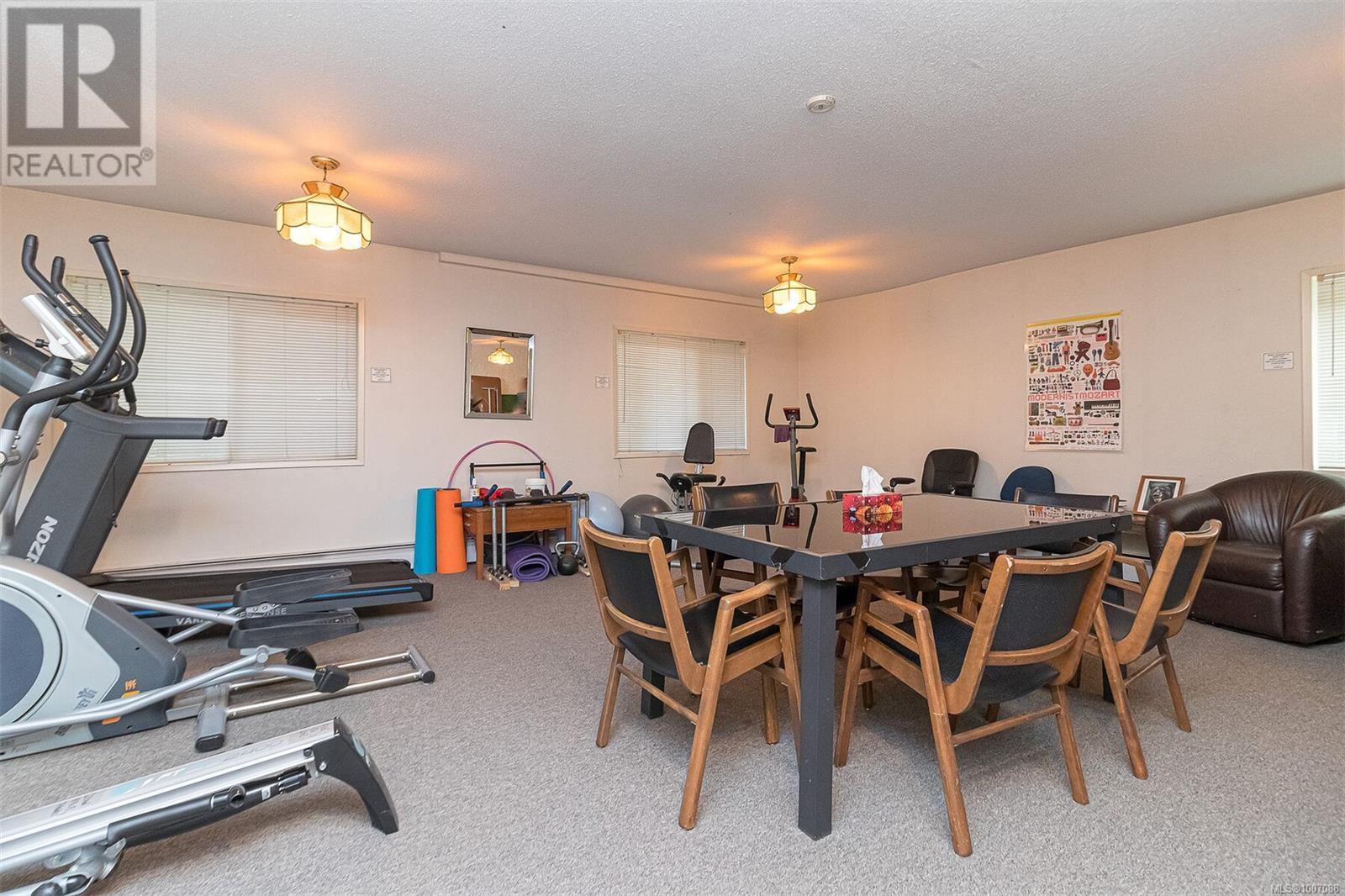 Photo 4 of 301 1235 Johnson St, Victoria BC