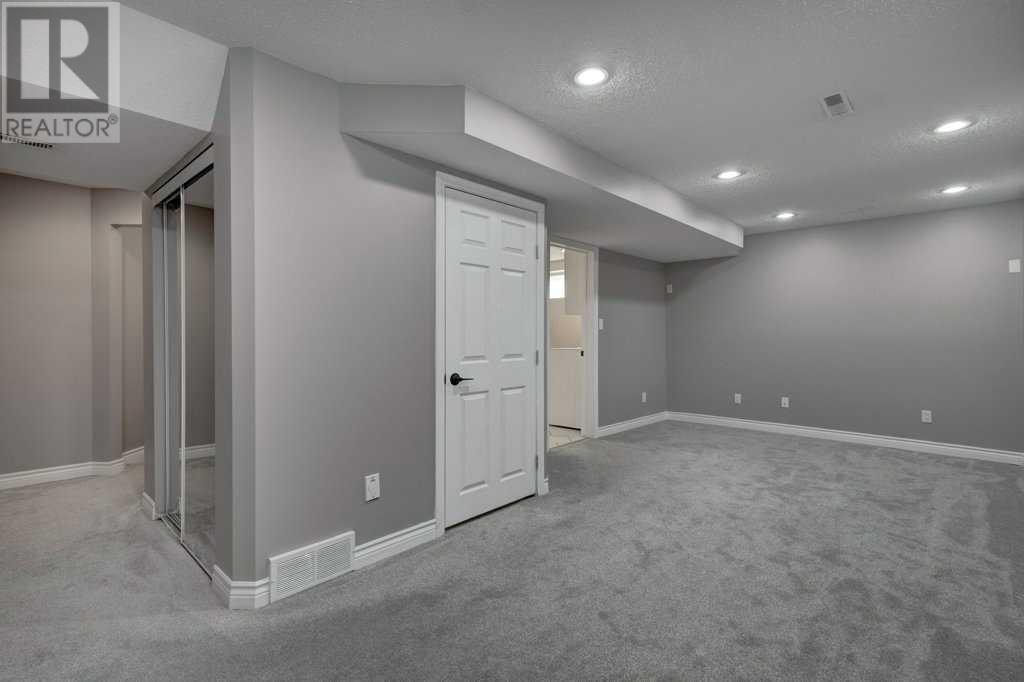 Single Family House for Sale in  Bridlewood Road SW Bridlewood Calgary 