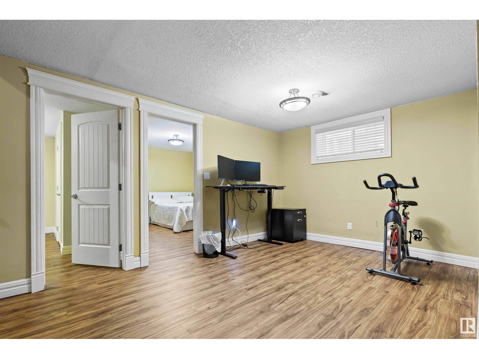 Photo 25 of 7918 7 Av Sw, Edmonton AB