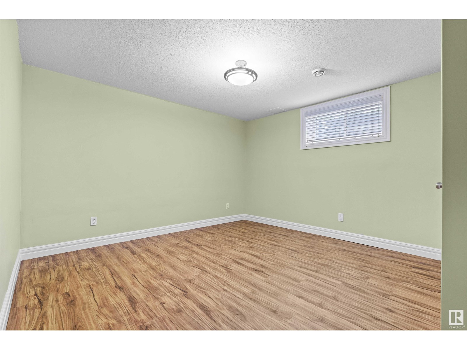 Photo 23 of 7918 7 Av Sw, Edmonton AB