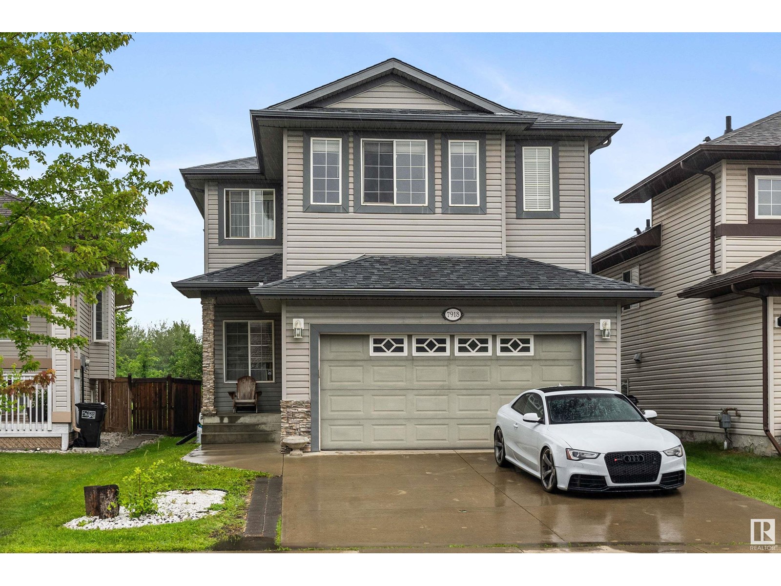 Photo 1 of 7918 7 Av Sw, Edmonton AB