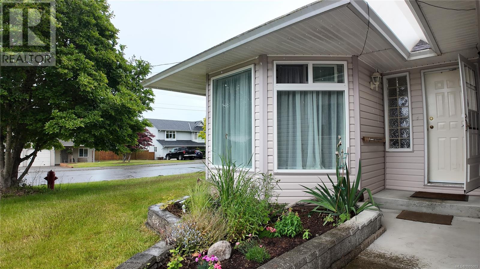 Photo 48 of 601 Azalea Pl, Campbell River BC