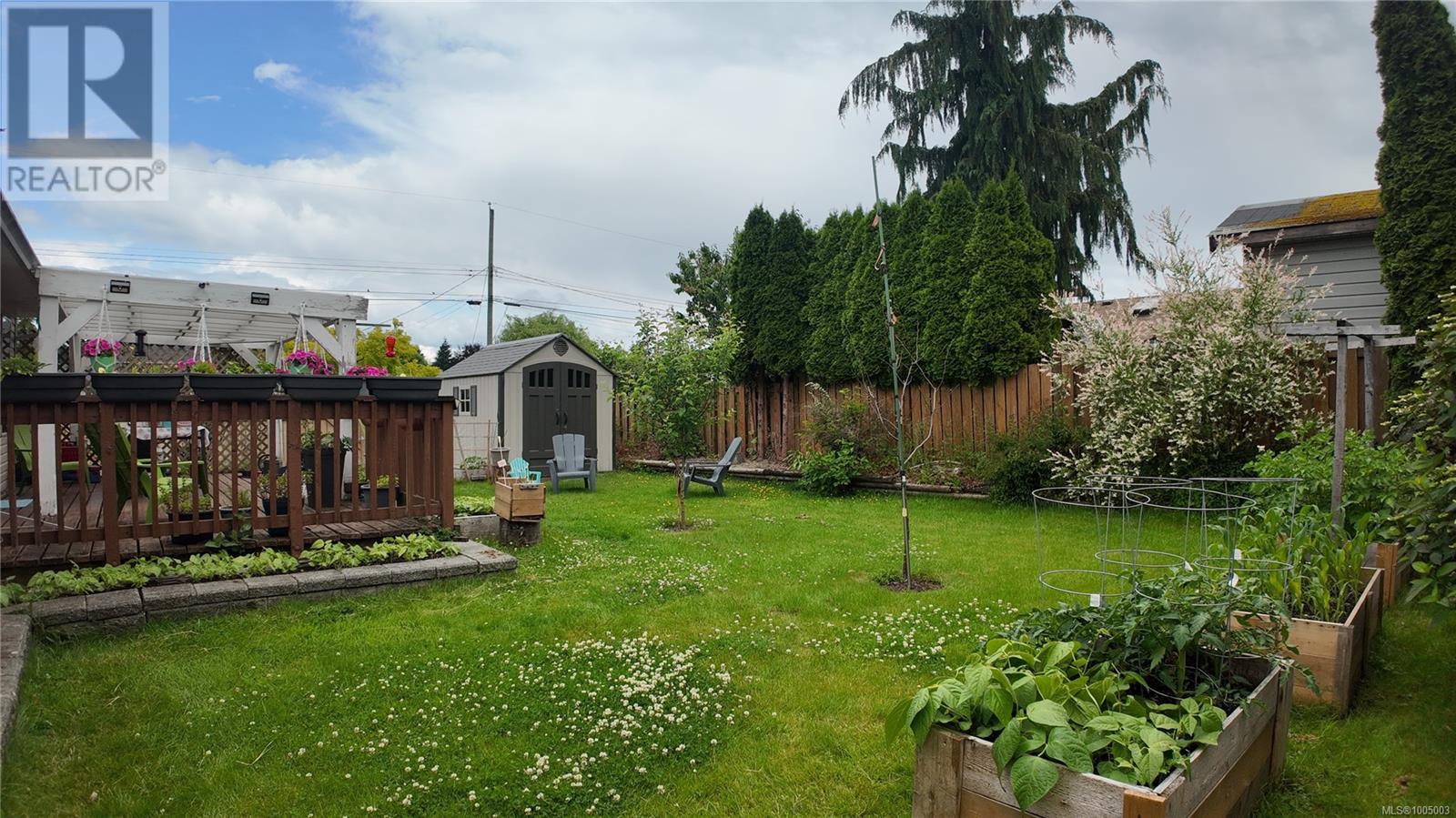 Photo 43 of 601 Azalea Pl, Campbell River BC