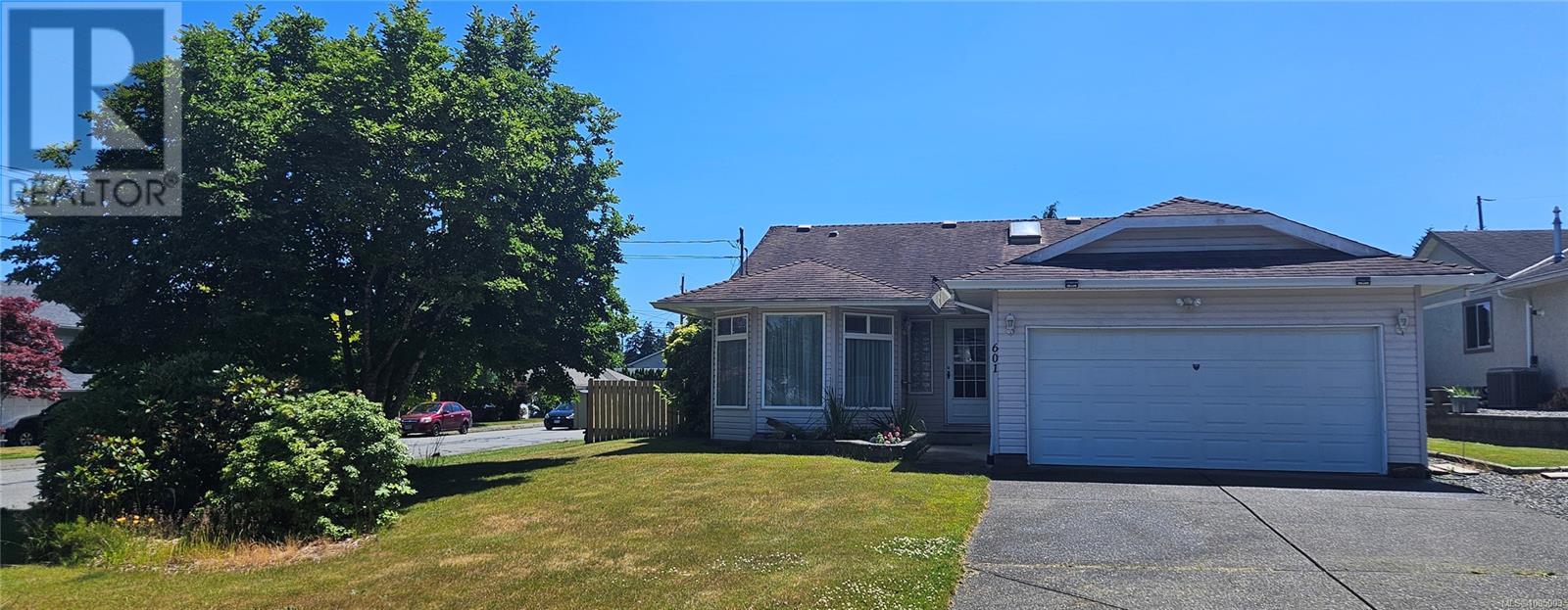 Photo 56 of 601 Azalea Pl, Campbell River BC