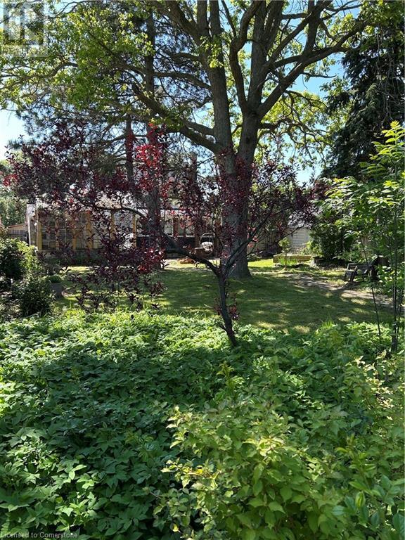 Photo 26 of 18 Flanders Avenue, St Catharines ON