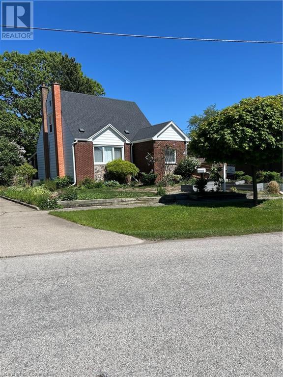 Photo 24 of 18 Flanders Avenue, St Catharines ON