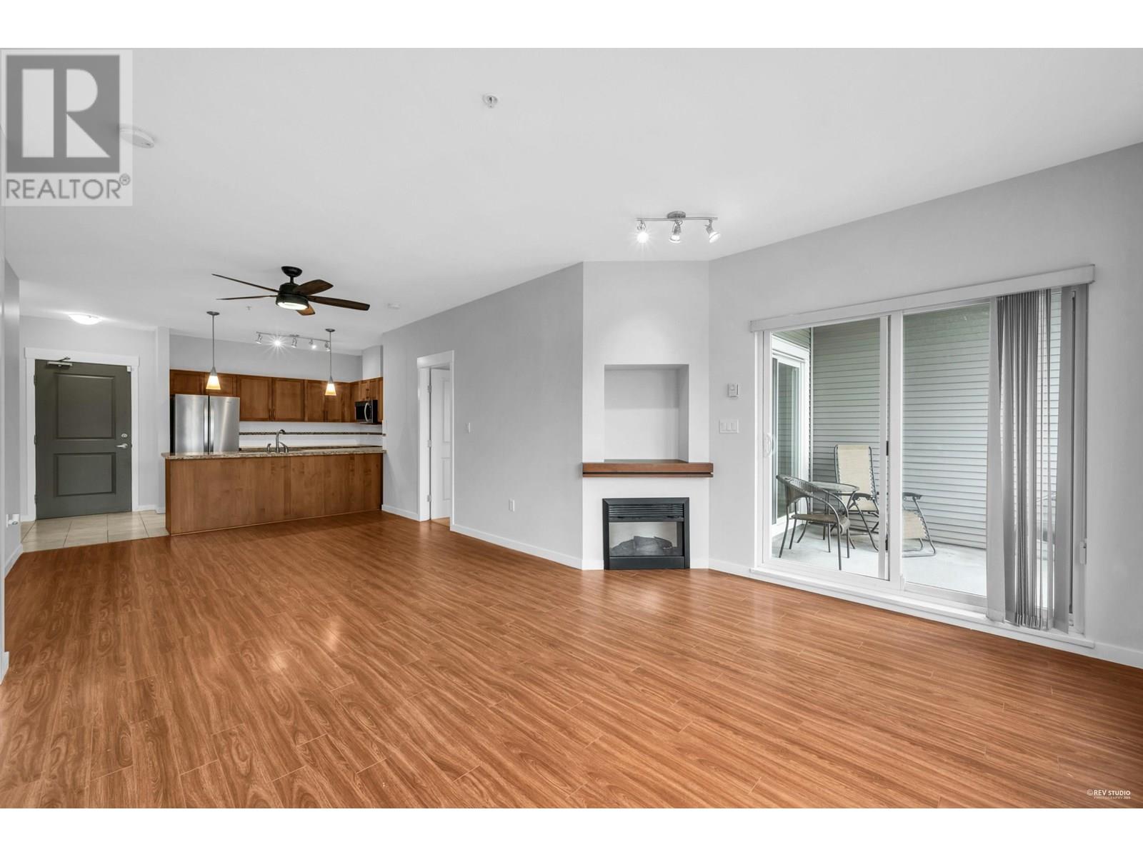 Photo 3 of 315 12350 Harris Road, Pitt Meadows BC