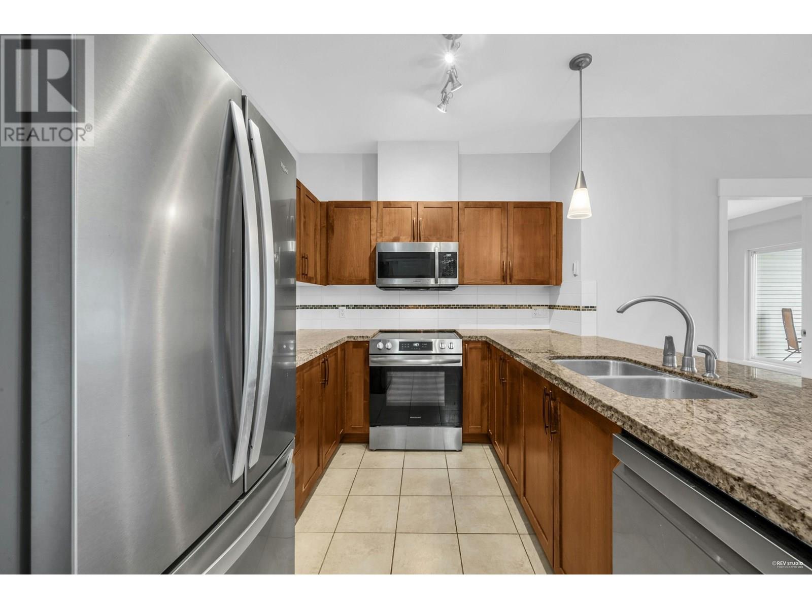 Photo 9 of 315 12350 Harris Road, Pitt Meadows BC