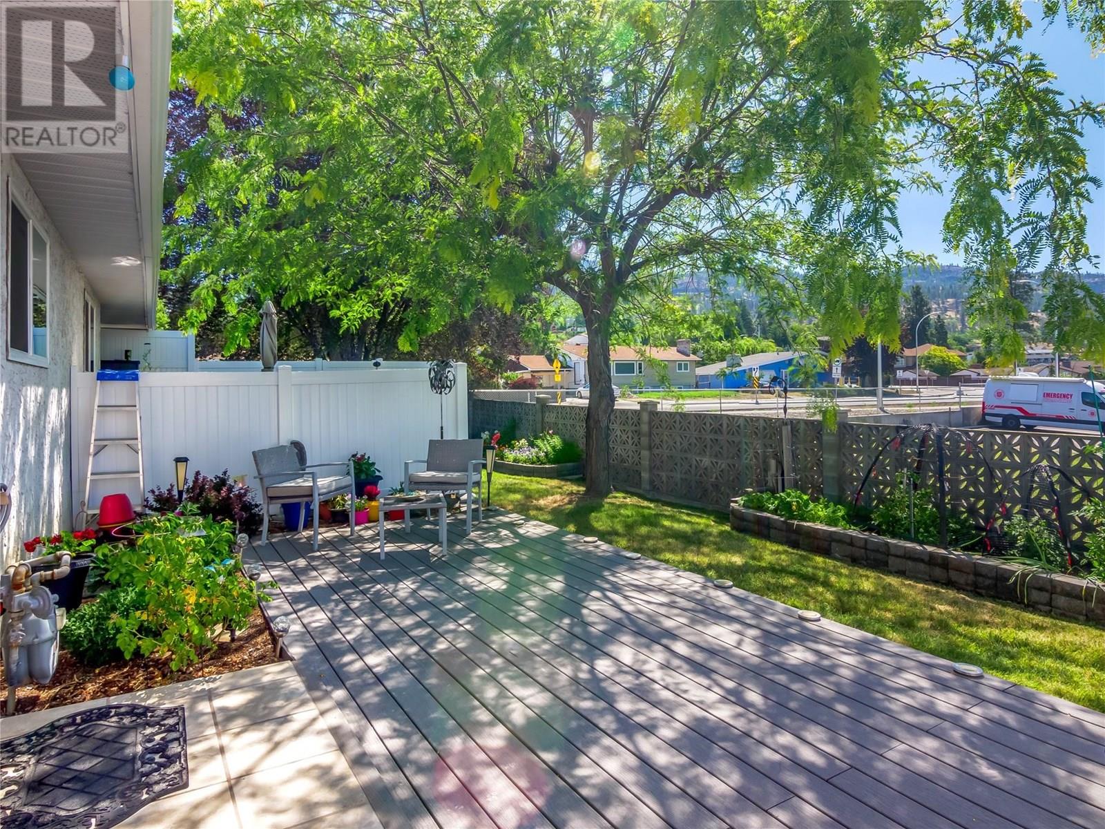 2445 South Main Street Unit# 102, Penticton