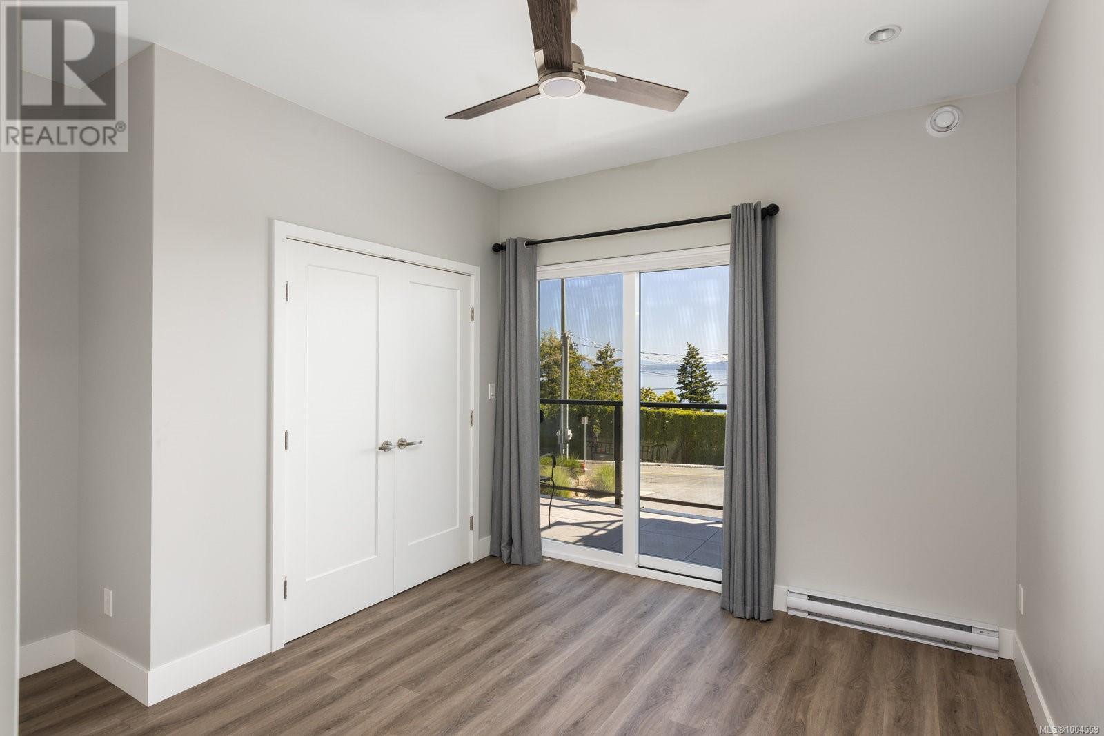 928 Claremont Ave, Saanich