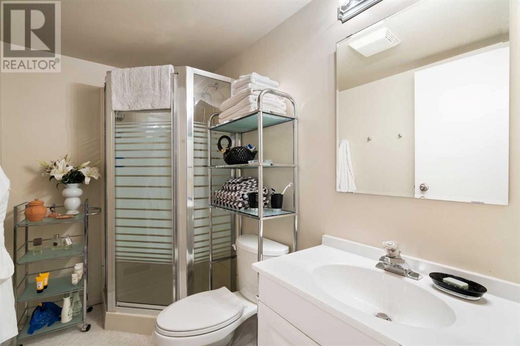 Single Family House for Sale in   Avenue SW South Calgary Calgary 