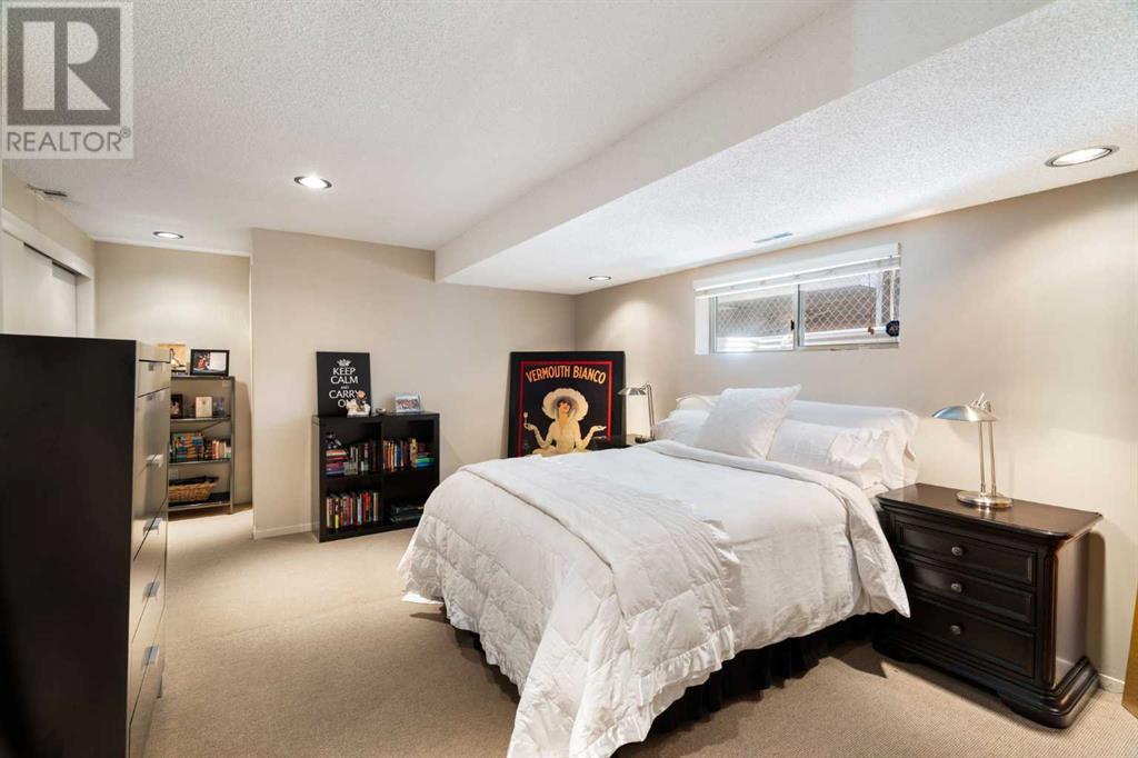 Single Family House for Sale in   Avenue SW South Calgary Calgary 
