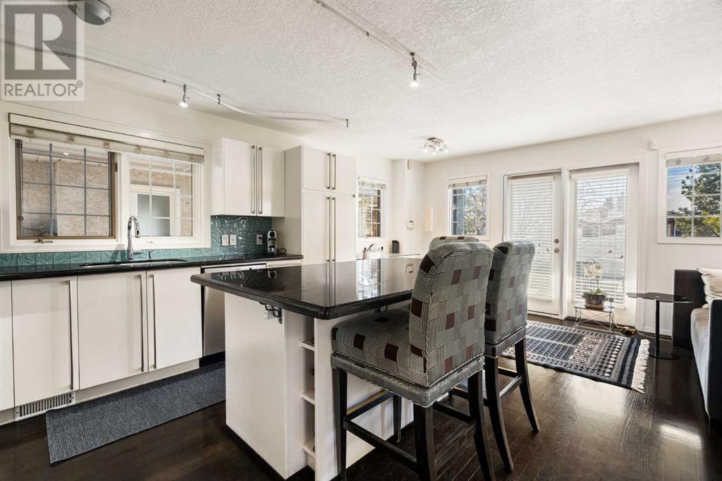 Single Family House for Sale in   Avenue SW South Calgary Calgary 