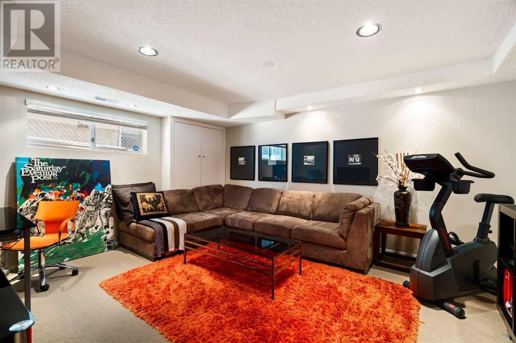 Single Family House for Sale in   Avenue SW South Calgary Calgary 