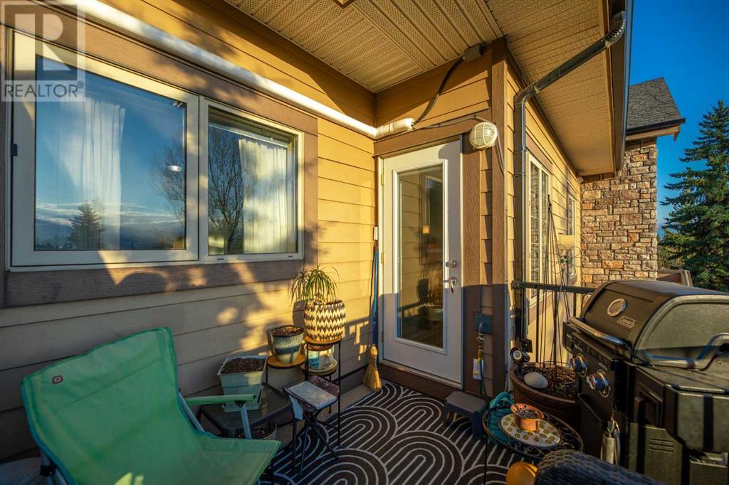 Single Family House for Sale in    Street SW Glenbrook Calgary 