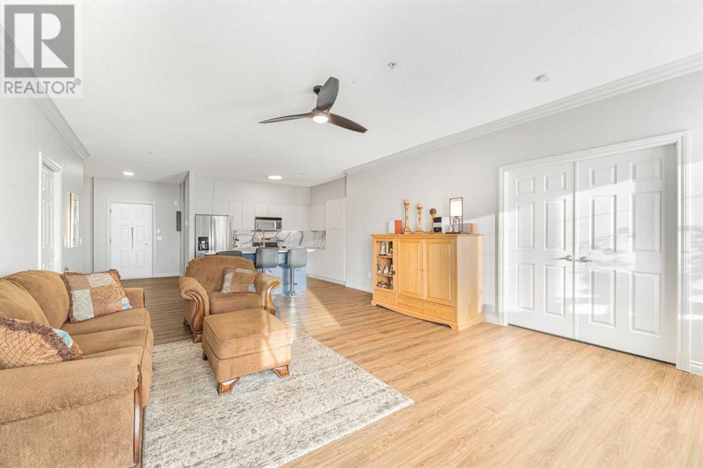 412, 3810 43 Street SW, Calgary, Alberta