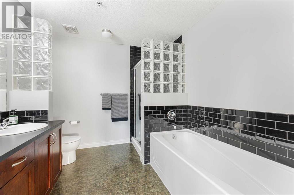 Single Family House for Sale in    Street SW Glenbrook Calgary 