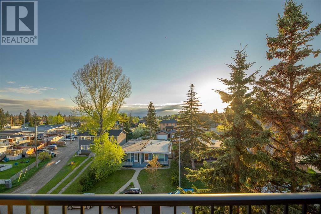 Single Family House for Sale in    Street SW Glenbrook Calgary 
